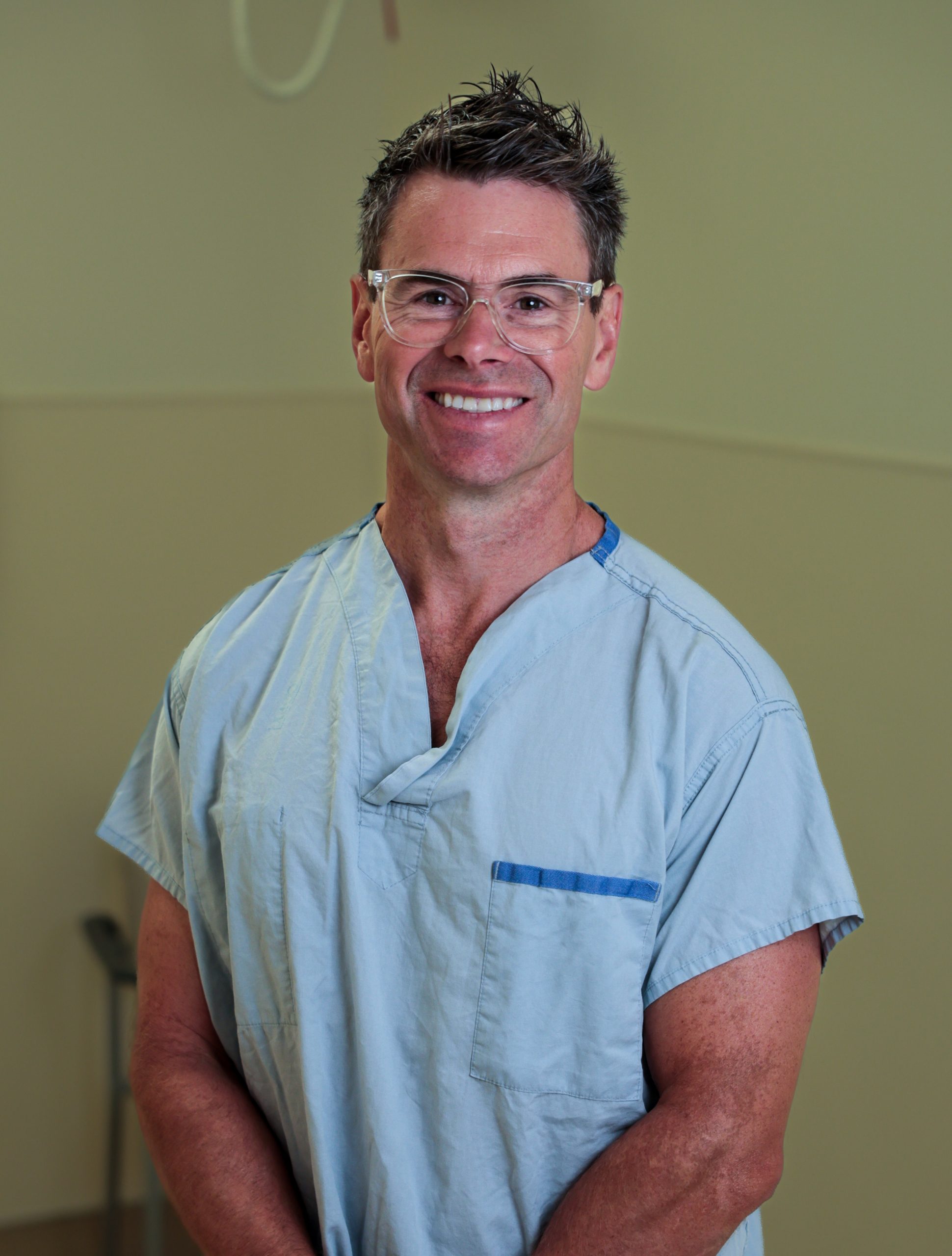 Dr. Timothy Bell, BSc,BEd, FRCSC