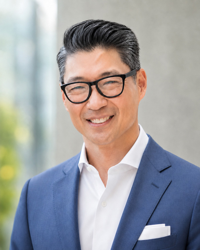 Dr. David Kim 